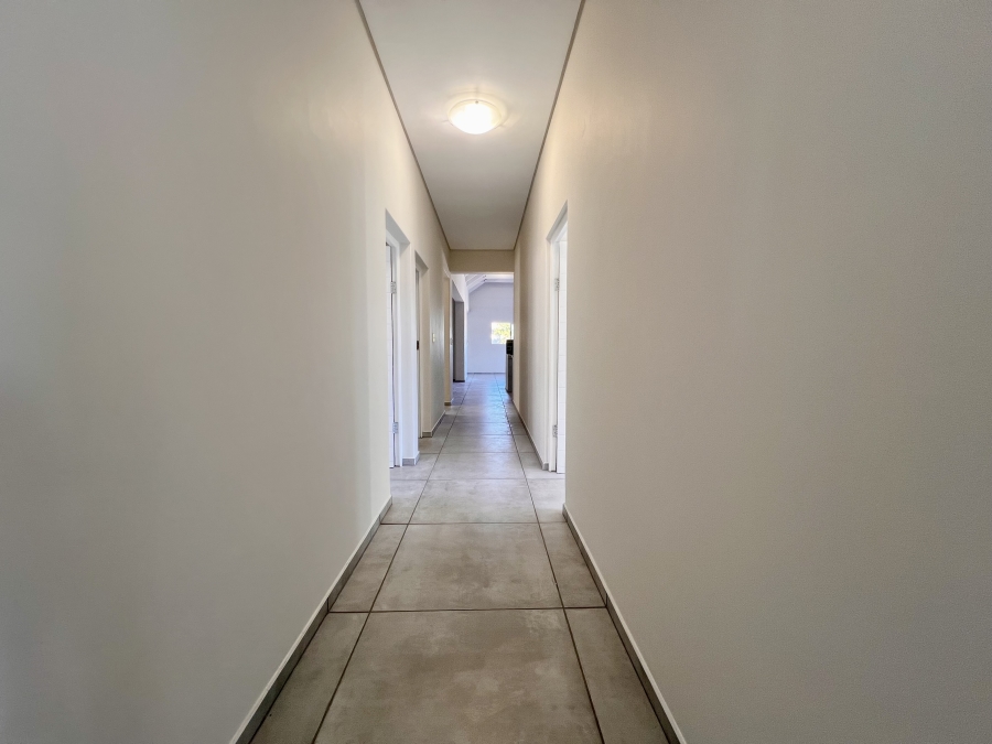4 Bedroom Property for Sale in Myburgh Park Western Cape